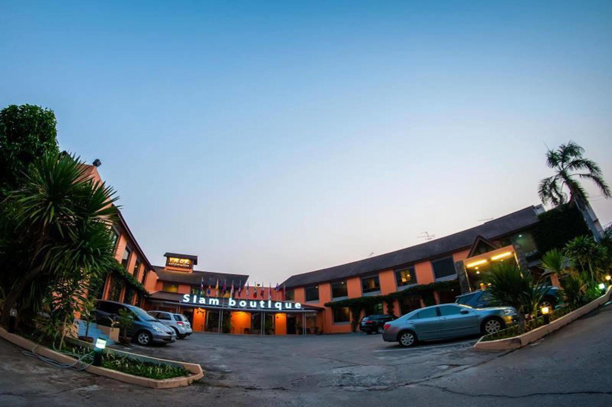 Siam Boutique Hotel Buriram Exterior photo